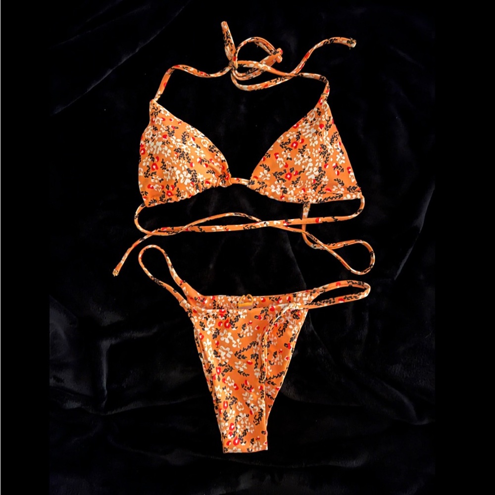 Floral pattern orange two piece swimsuit